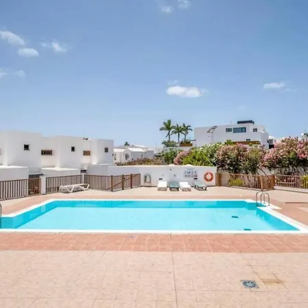 Apartament Aruba 12 *