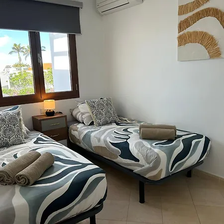 Stunning Duplex 3 Minutes Walk To Seafront